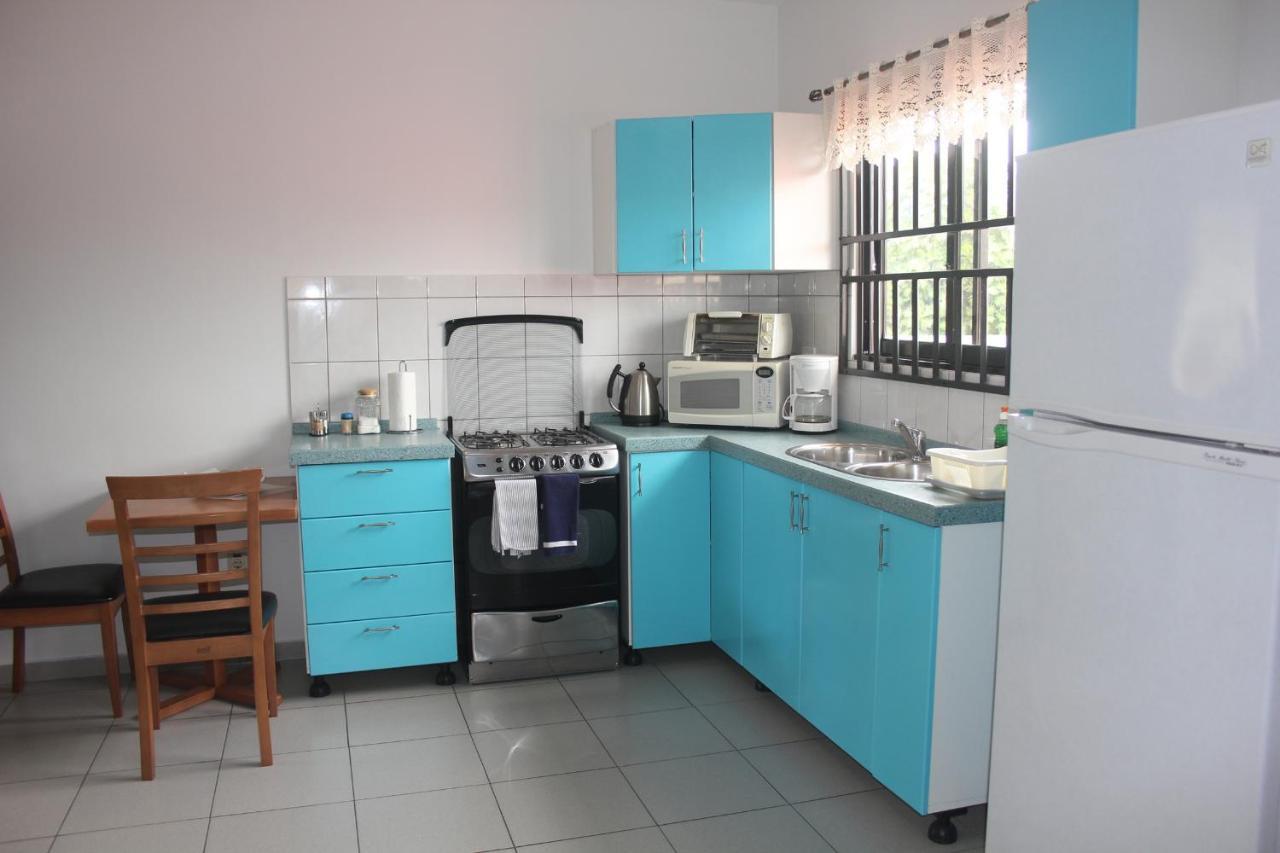 Rachel's Apartments Paramaribo Zimmer foto
